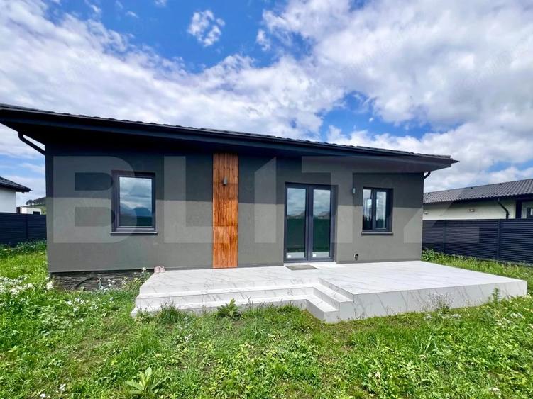 Casă cu Canalizare în Sânpetru
