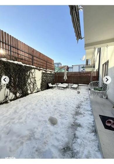 Apartament cu 3 camere semidecomandat în Florești