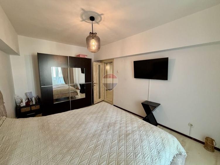 Apartament cu 3 camere decomandat în Brăilei