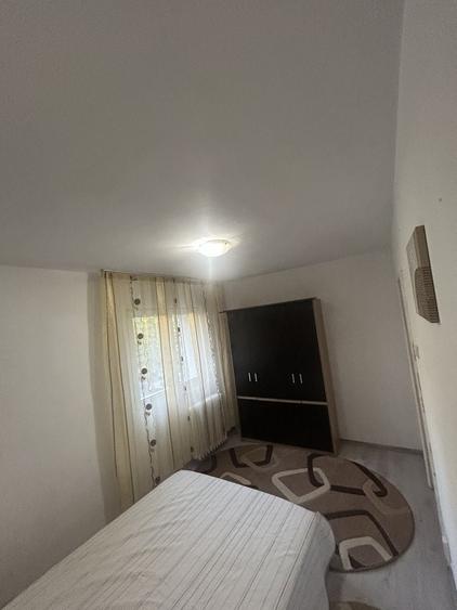Apartament cu 2 camere semidecomandat în 1 Decembrie 1918