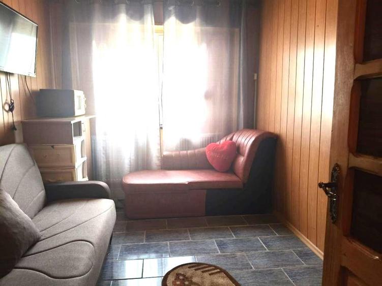 Apartament cu 4 camere decomandat în Viziru 3