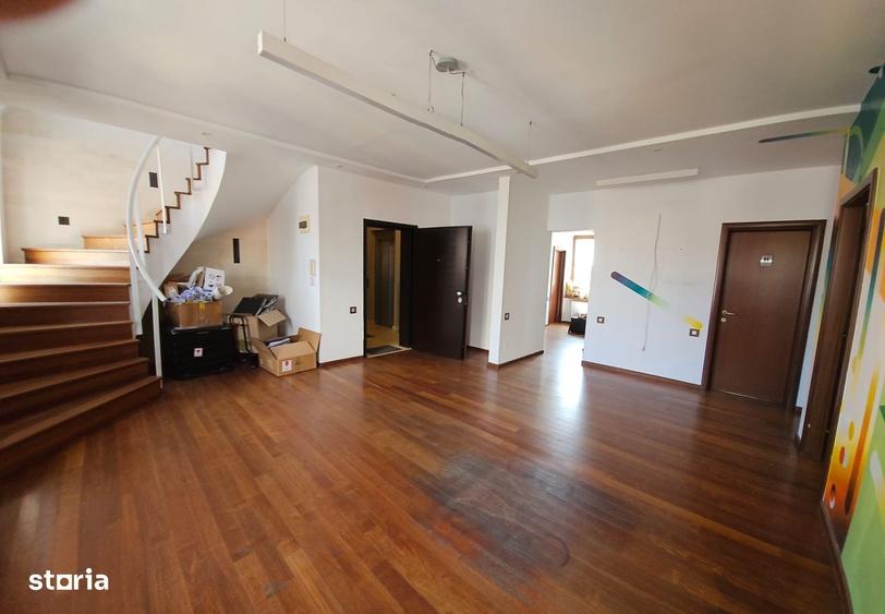 Apartament cu 4 camere în Dorobanți