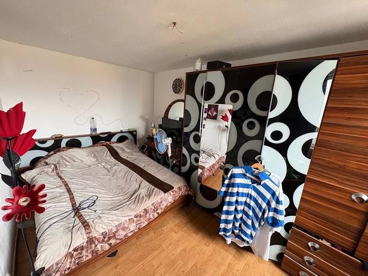 Apartament cu 2 camere semidecomandat în Exterior Vest