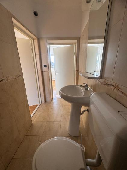 Casă cu 5 camere cu Canalizare în Cetății