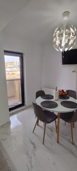 Apartament cu 2 camere decomandat, mobilat în Bucium