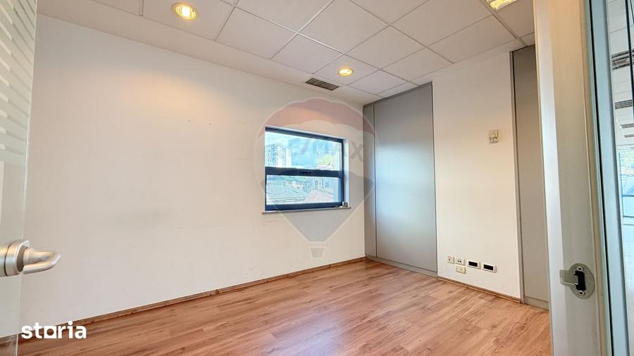 Spațiu comercial, de 260 mp, în Gara de Nord