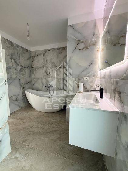 Duplex cu 5 camere cu Canalizare în Moșnița Nouă