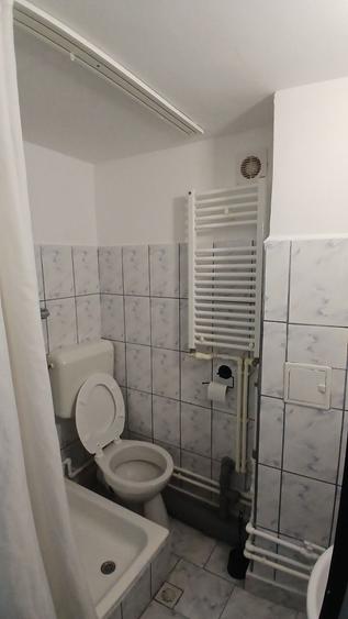 Ofer spre inchiriere apartament cu o camera - 2