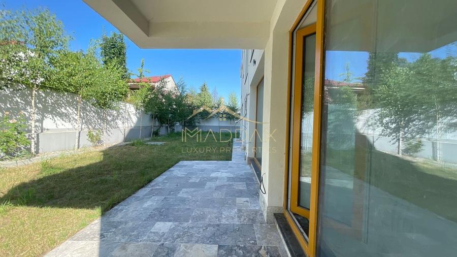 Apartament cu 3 camere decomandat în Domenii