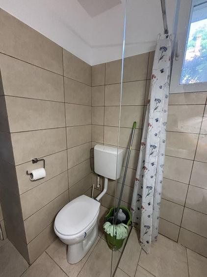 Garsonieră decomandată în Independenței