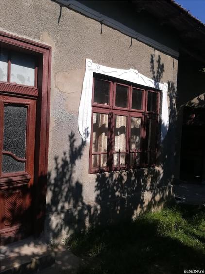 Casă cu 5 camere în Celaru