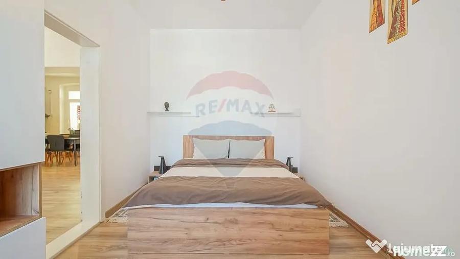 Casă cu 6 camere cu Teren 700 Mp în Ultracentral