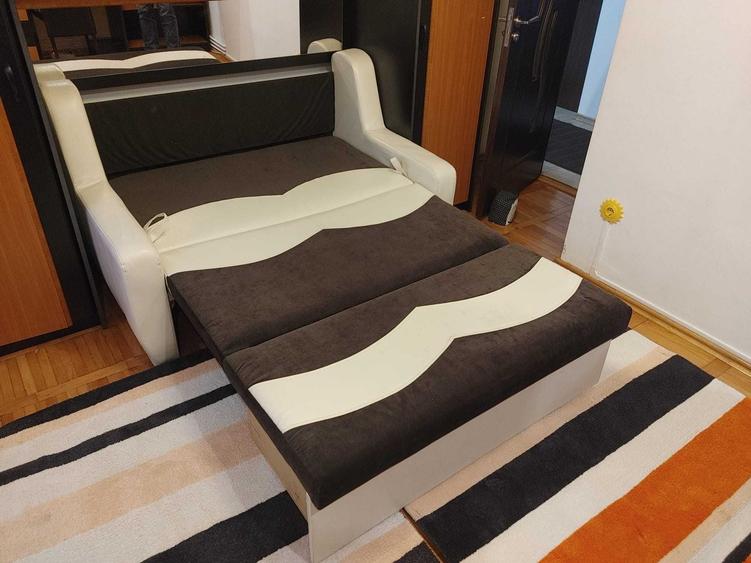Apartament cu 3 camere decomandat în Diamant