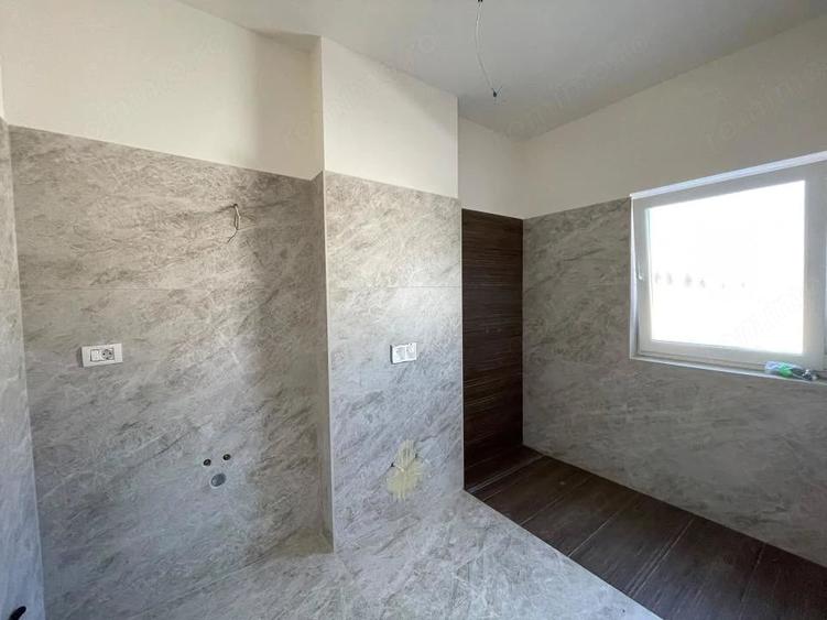 Casă cu 4 camere cu Teren 299 Mp în Ghiroda