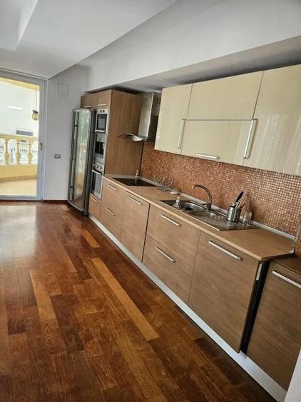 Apartament cu 2 camere semidecomandat în Herăstrău — fotografia 3