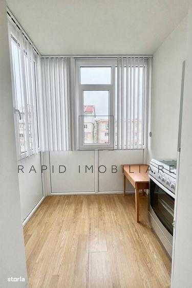 Apartament cu 2 camere decomandat în Micro 21