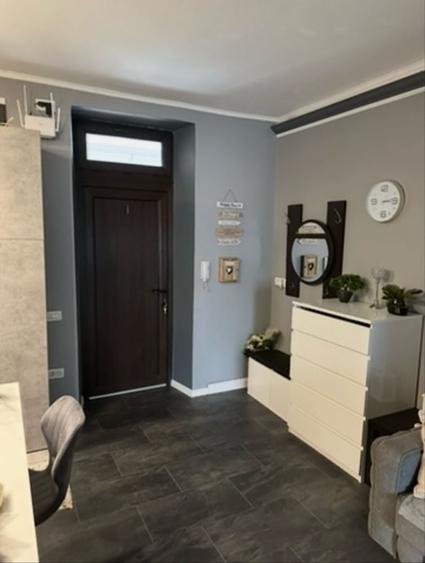 Apartament cu 2 camere în Badea Cârțan