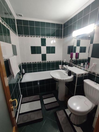 Apartament cu 4 camere decomandat în Ultracentral