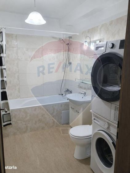 Apartament cu 3 camere decomandat în Cetate