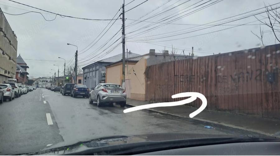 Teren de 285 mp, în Central