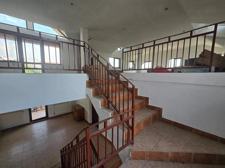 Casă cu 6 camere cu Teren 500 Mp în Cernica