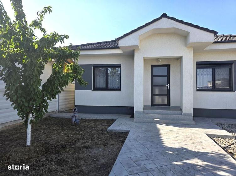 Casă cu 4 camere în Central