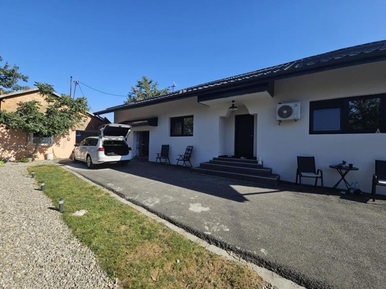 Casă individuală cu 3 camere cu Canalizare în Păulești
