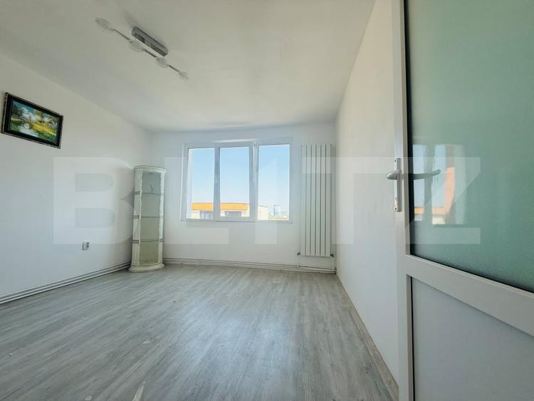 Apartament cu 2 camere decomandat, mobilat în Craiter