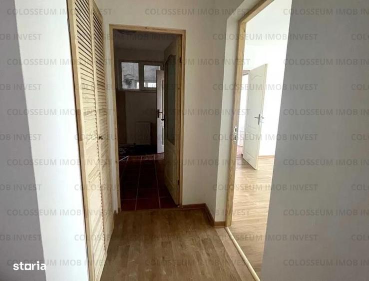 Apartament cu 3 camere decomandat în Astra