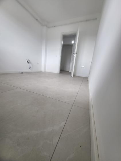 Garsonieră decomandată în Vișani