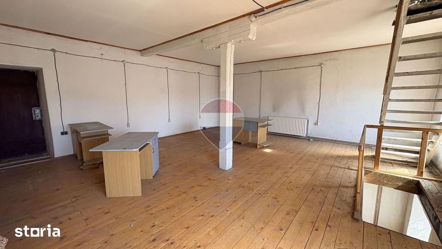 Spațiu comercial, de 350 mp, în Central