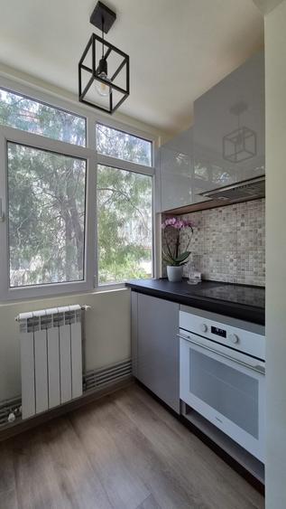 Apartament cu 2 camere decomandat în Tomis III