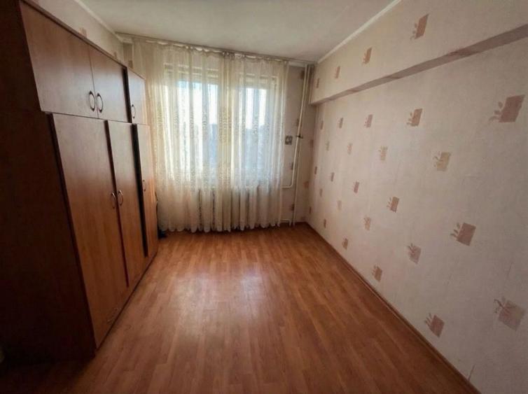 Apartament cu 3 camere decomandat în Unirii