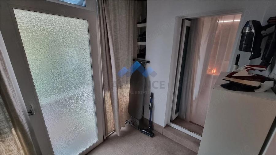 Apartament cu 3 camere în Filiași