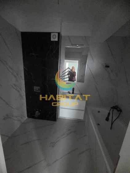 Apartament cu 3 camere decomandat în Berceni