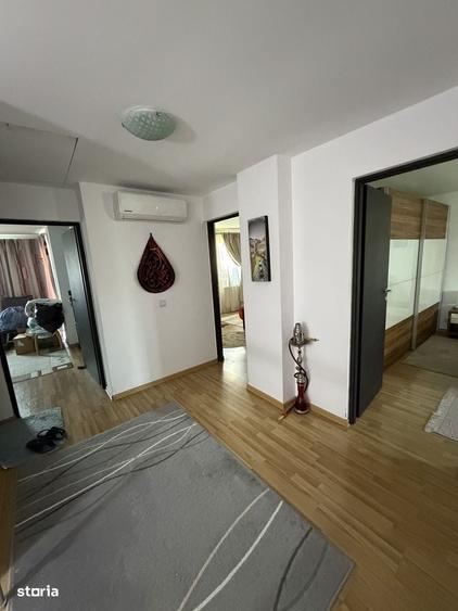 Casă cu 4 camere cu Teren 200 Mp în Central