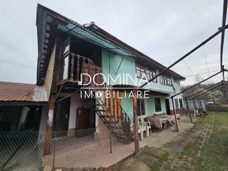 Casă cu Teren 1852 Mp în Ciuperceni
