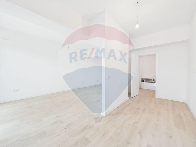 Apartament cu 2 camere decomandat în Pipera