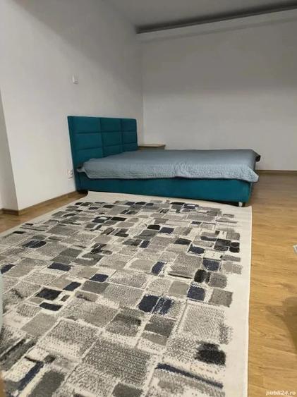 Apartament cu 2 camere decomandat în Arcul de Triumf