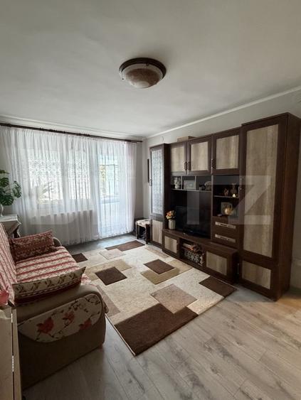 Apartament cu 2 camere semidecomandat, mobilat în Micro 19