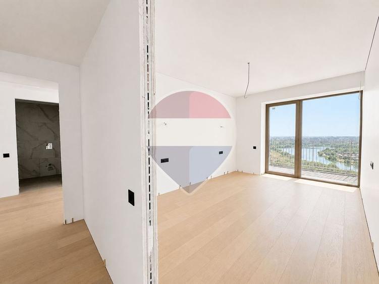 Apartament cu 4 camere decomandat în Pipera