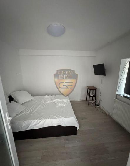 Casă cu 3 camere cu Canalizare în Delfinariu