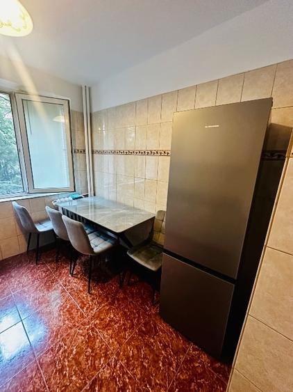 Apartament cu 3 camere decomandat, mobilat în 1 Decembrie 1918