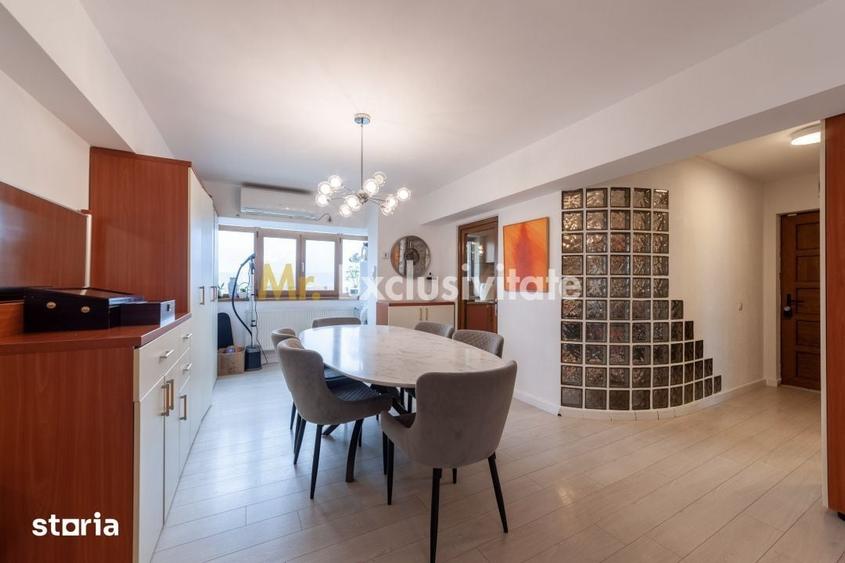 Apartament cu 3 camere decomandat în Calea București