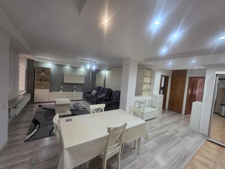 Apartament cu 3 camere decomandat în Mărăști