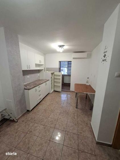 Dau in chirie apartament decomandat 2 camere mobilat/utilat in Velenta - 2