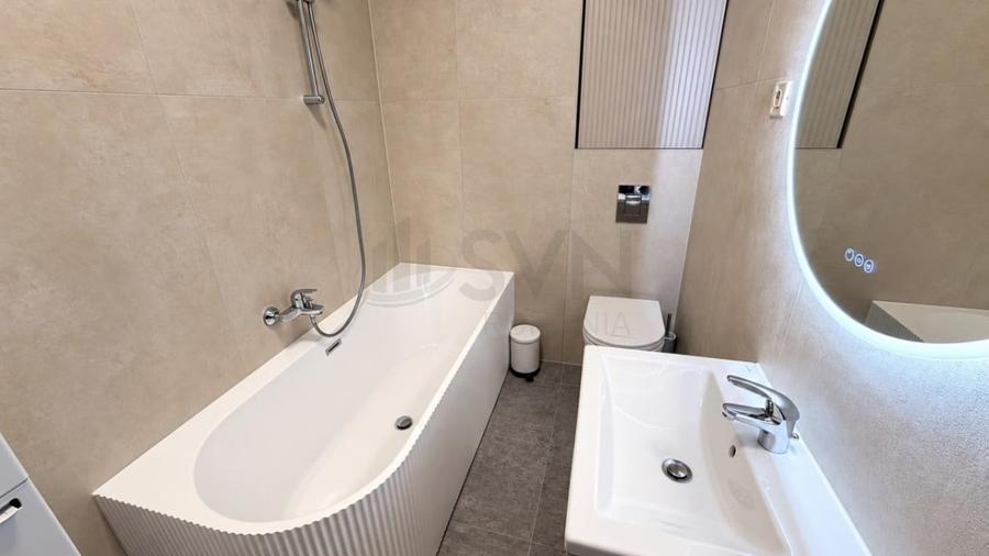 Apartament cu 3 camere decomandat, mobilat în Calea Plevnei