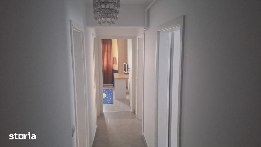 Apartament cu 3 camere în Theodor Pallady