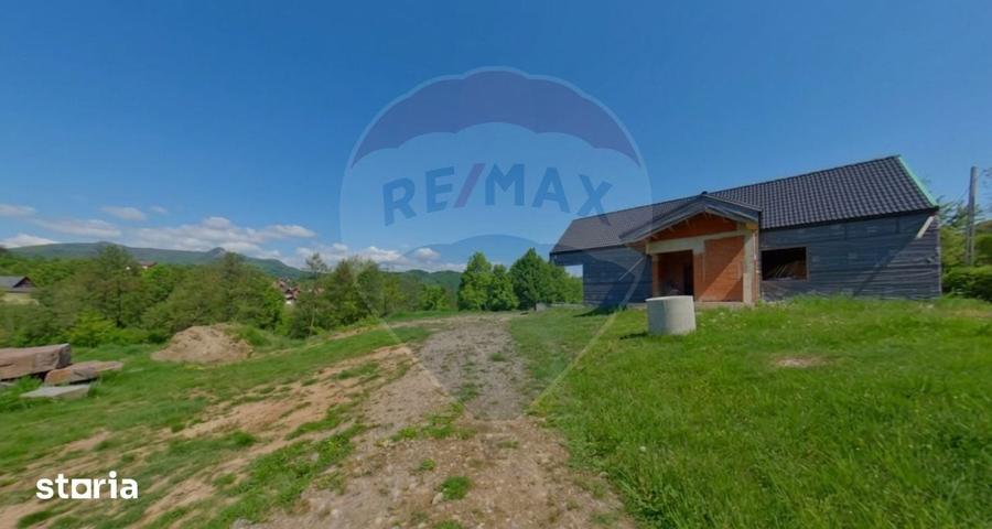 Casa cu 4 camere de vanzare/ localitatea Mara - 2