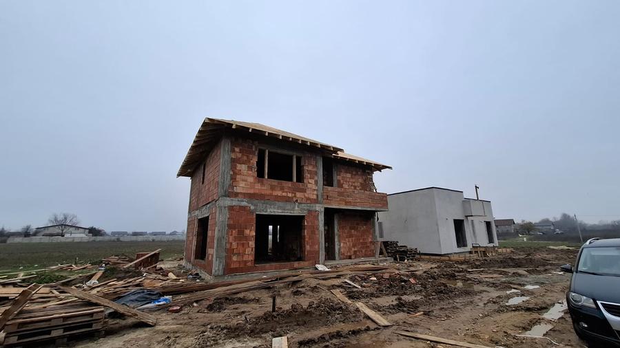 Teren Construcții intravilan de 500 mp, în Domnești